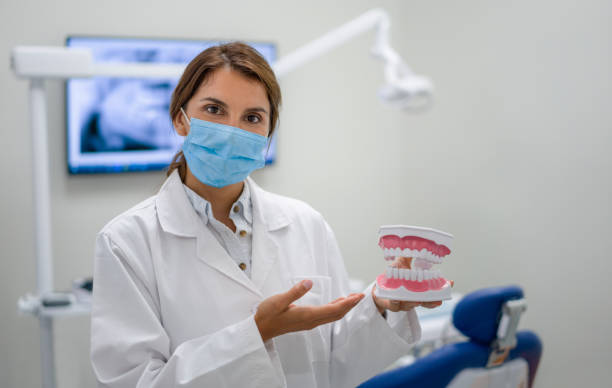 Best Weekend Emergency Dentist in Loughman, FL